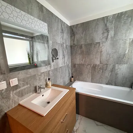 Przestronny 3 Pokojowy Park Апартаменти *